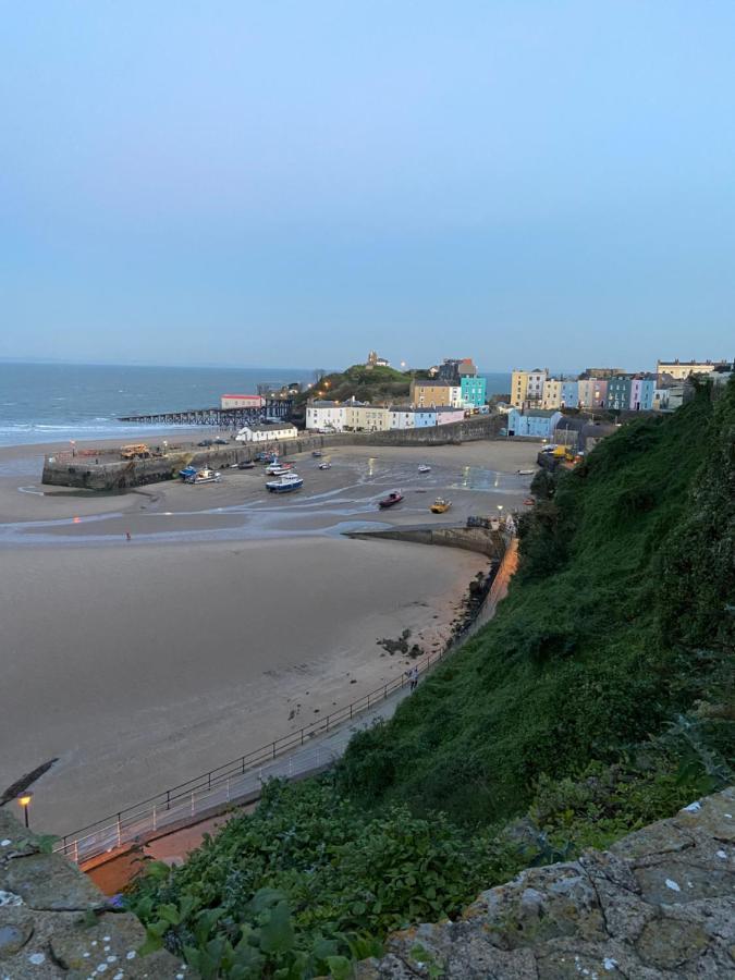 Stylish Tenby Apartment, Great Location, Parking Exterior foto